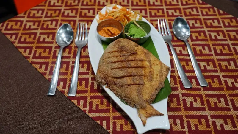 Crispy Pomfret Rawa Fry